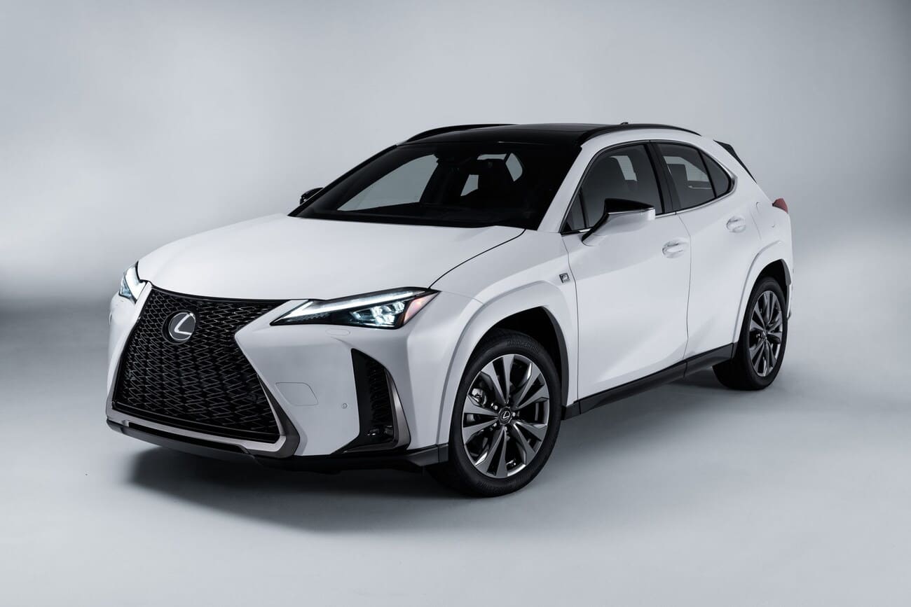 2023 Lexus UX akan menjadi hibrid dan mendapat teknologi baharu