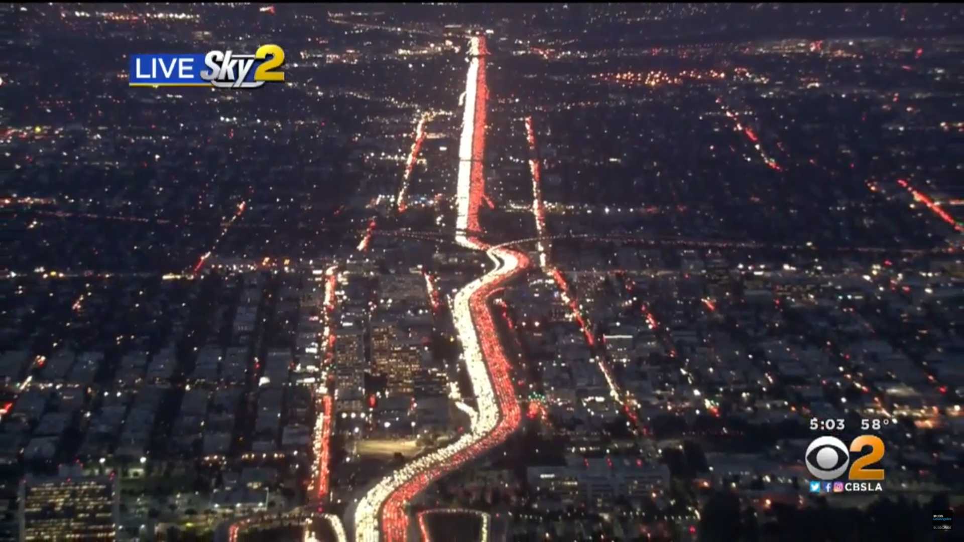 Почему трафик в Лос-Анджелесе увеличивается в этот праздничный сезон