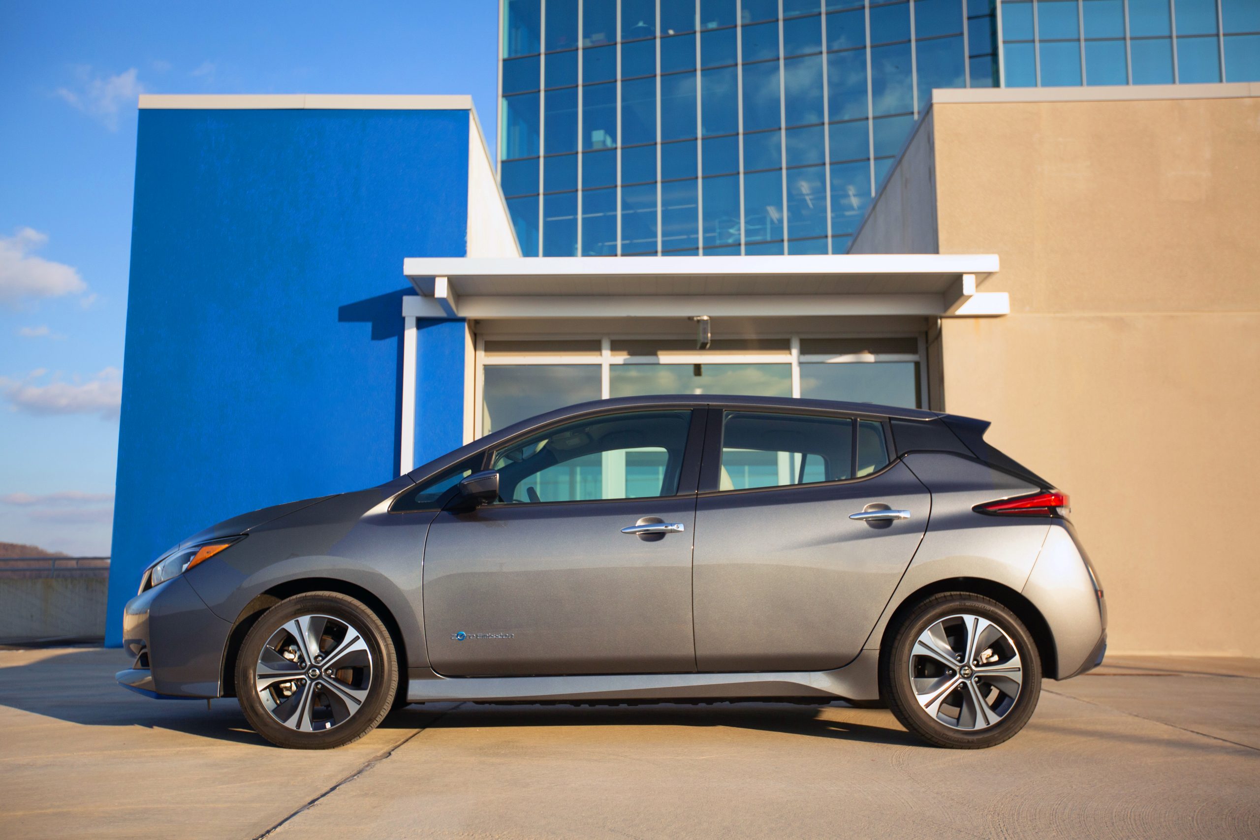 2022-es Nissan Leaf bérelhető havi 90 dollárnál kevesebbért