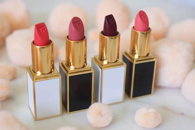 Top 10 Best Lipstick Brands sa India