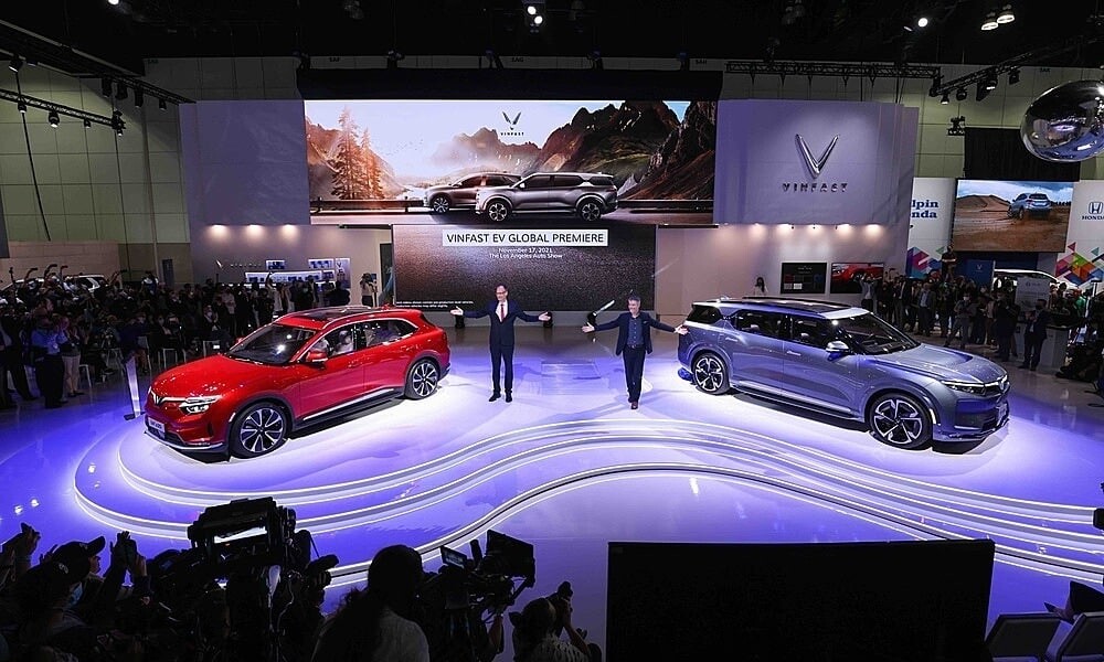 VinFast는 두 가지 배터리 없는 전기 SUV 모델과 함께 미국에 도착할 예정입니다.