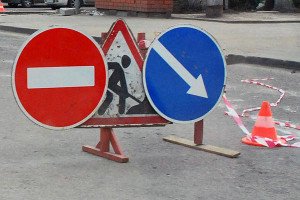 Знак «Дорожные работы» – как не нарушить правила дорожного движения?