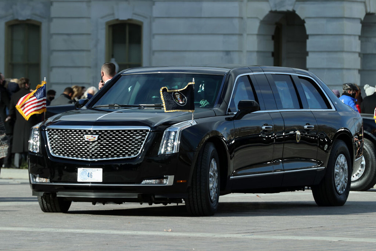 Beast: Джо Байден президент ретінде пайдаланатын қуатты жаңартылған Cadillac One қандай көрінеді