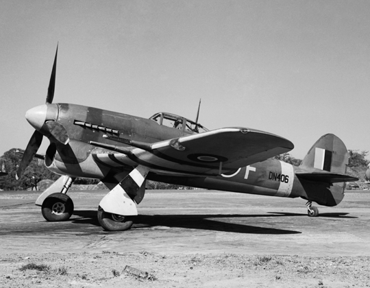 Боевые действия Hawker Typhoon: 1942-1943 гг. 2