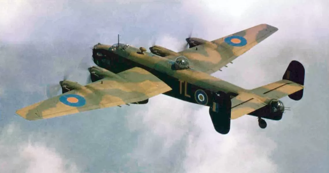 Бомбардировщик Handley Page Halifax