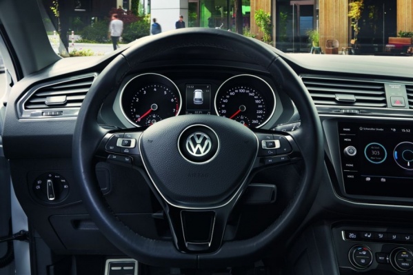 Volkswagen Tiguan - bạn đồng hành