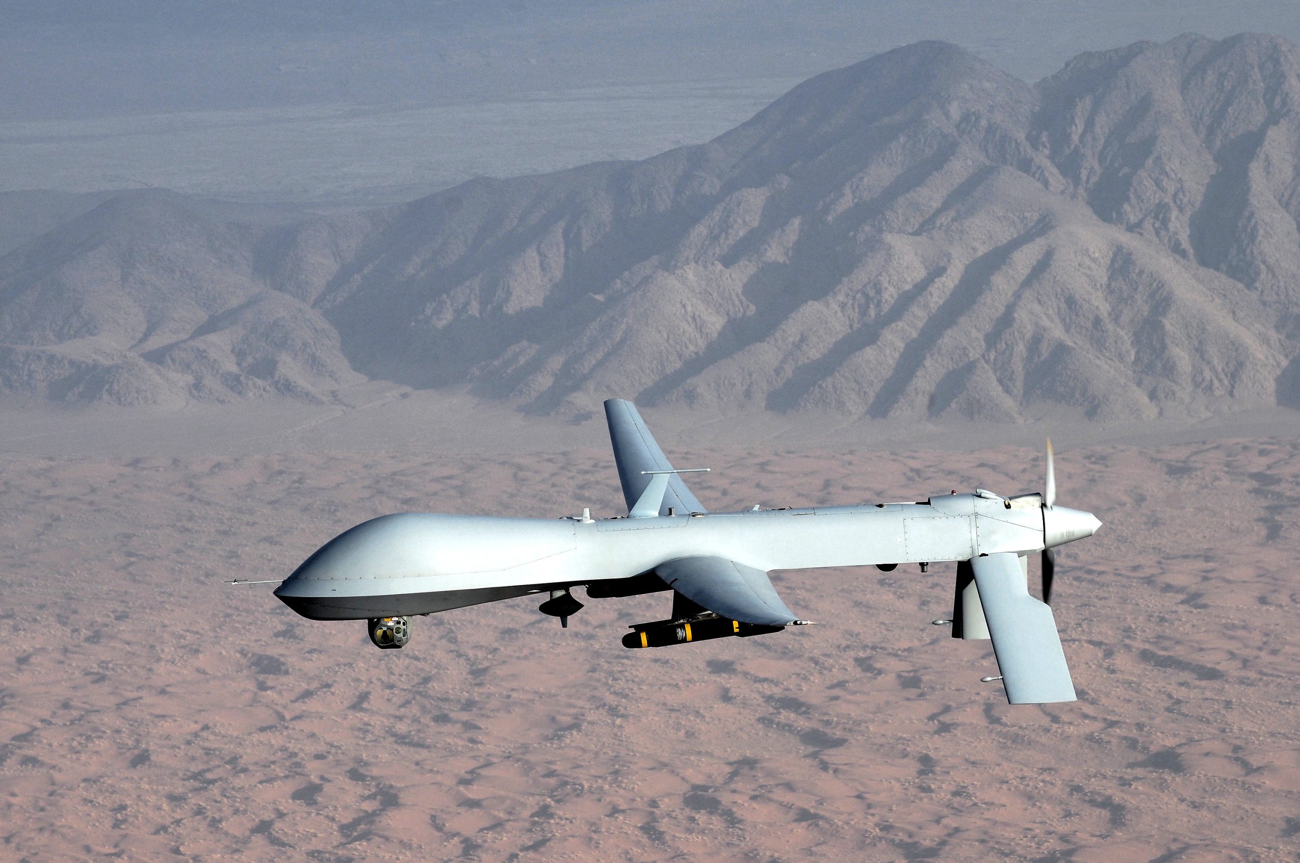 General Atomics Predator Беспилотный разведчик и штурмовик