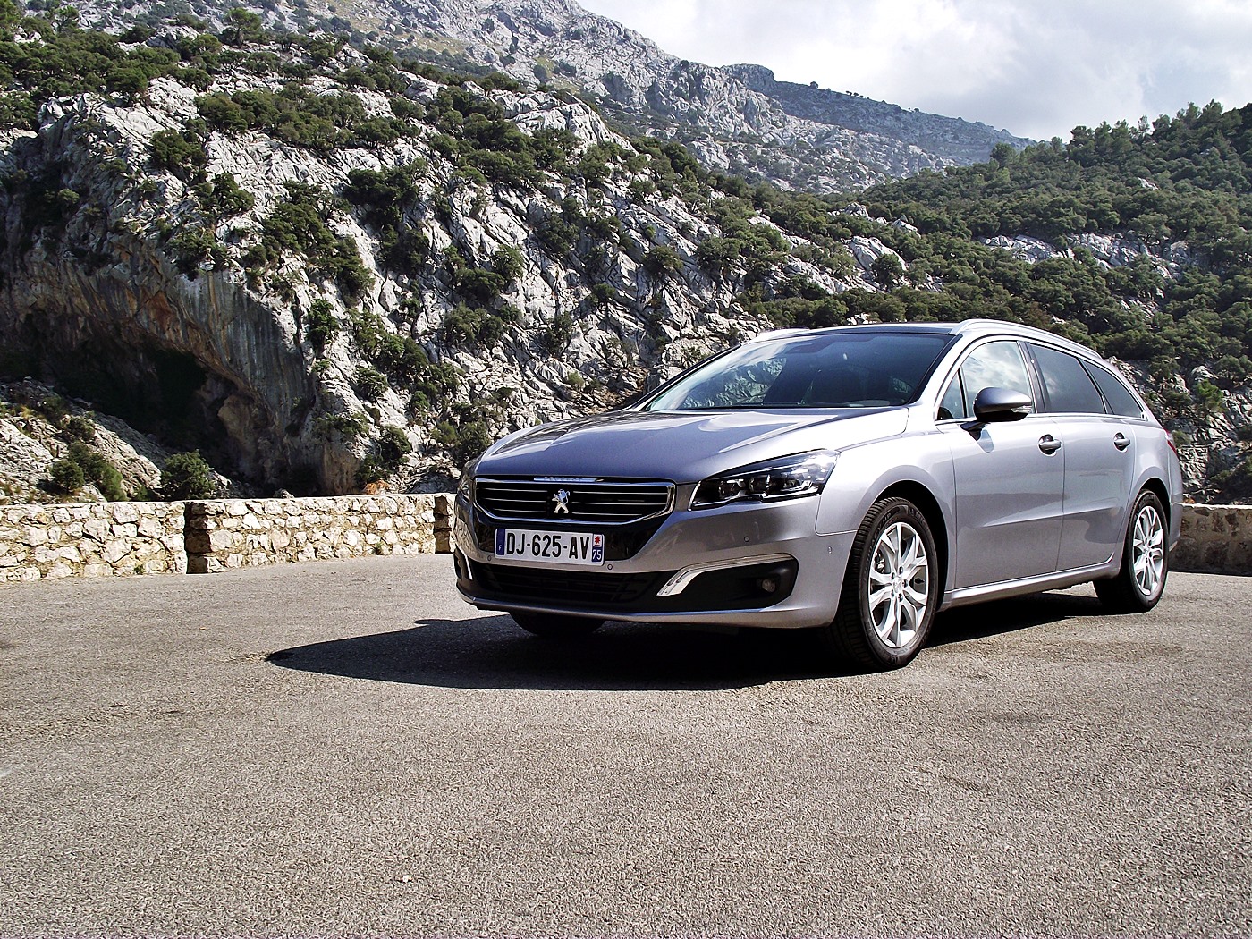 Peugeot 508 2.0 HDI Allure - French middle class