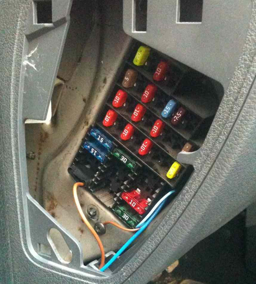 Cómo reparar mando de luces interruptor de luz, la bocina la palanca de  señales Dacia Renault Logan 