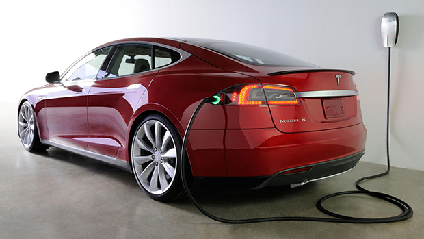 Tesla Motors est l'avenir de l'automobile avec Iron Man à la barre