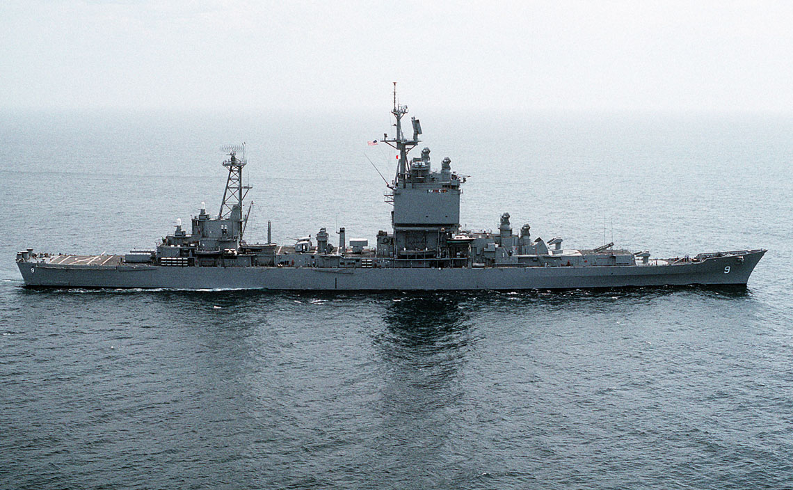 Военный корабль США Лонг-Бич. Первая атомная подводная лодка