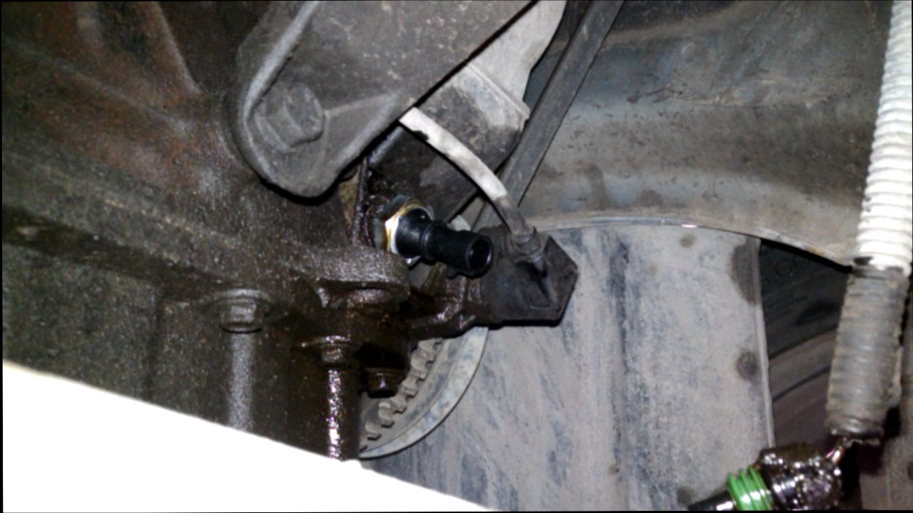 Substitución do sensor de presión de aceite nos coches DEU