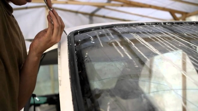 Замена лобового стекла на Nissan Qashqai