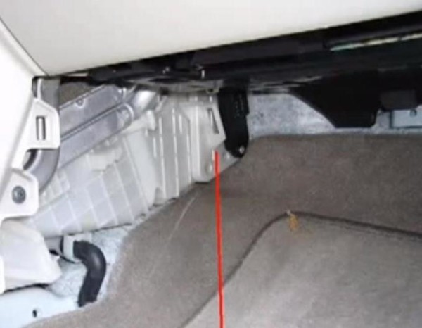 Ranplase filtè kabin Mazda 5