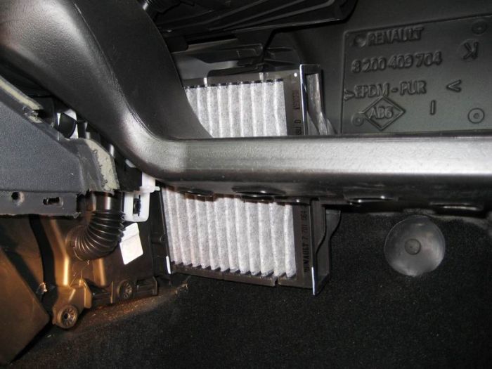 Zamjena filtera kabine Renault Duster