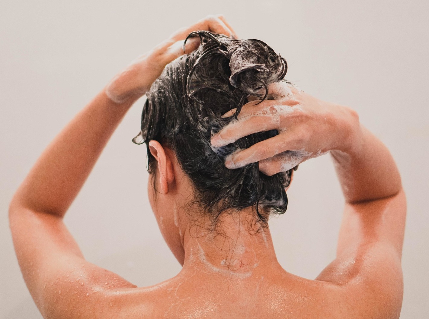 Como lavar el pelo correctamente