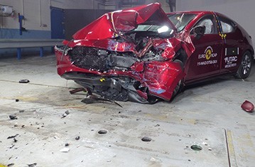 Mazda 3 › Краш-тест
