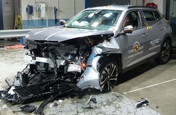 Peugeot 2008 › Crash test