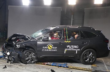 Subaru Outback › Краш-тест