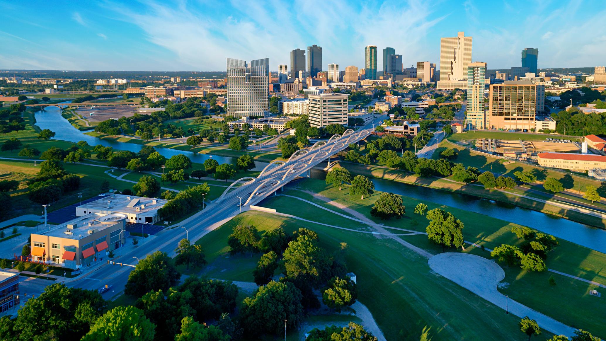 Fort Worth, Техас шаарында унаа тетиктерин сатып алуу үчүн 10 мыкты дүкөн
