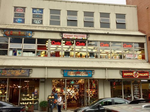 10 лучших магазинов для покупки автозапчастей в Норфолке, Вирджиния