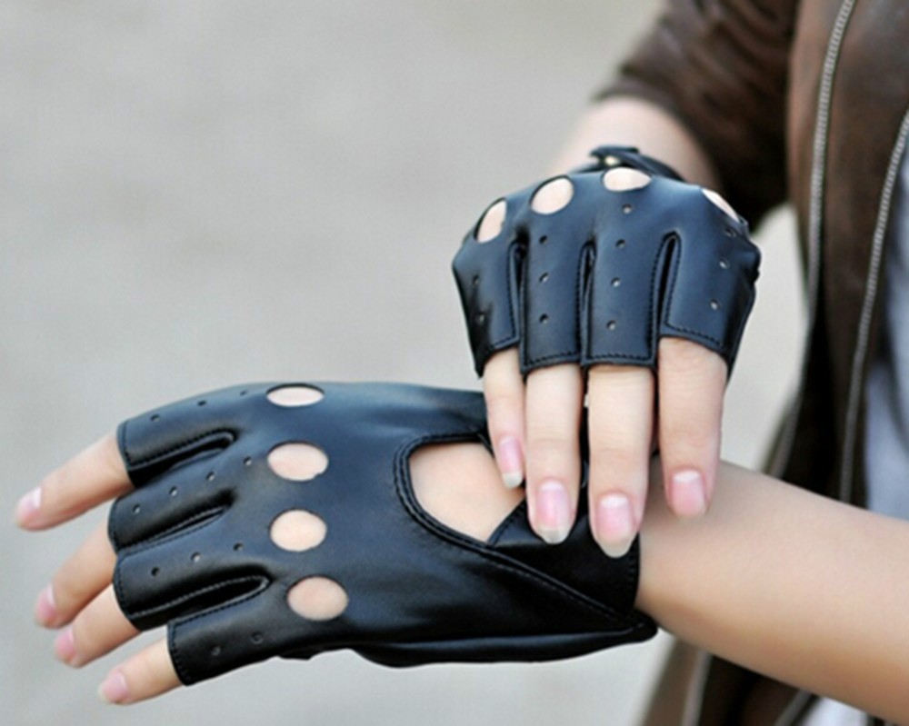 Car gloves - a gadget that increases driving comfort