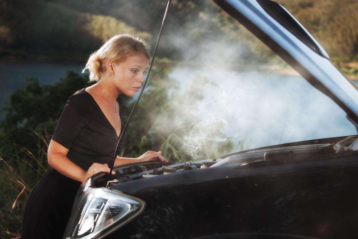 Mi okozza az autó túlmelegedését?