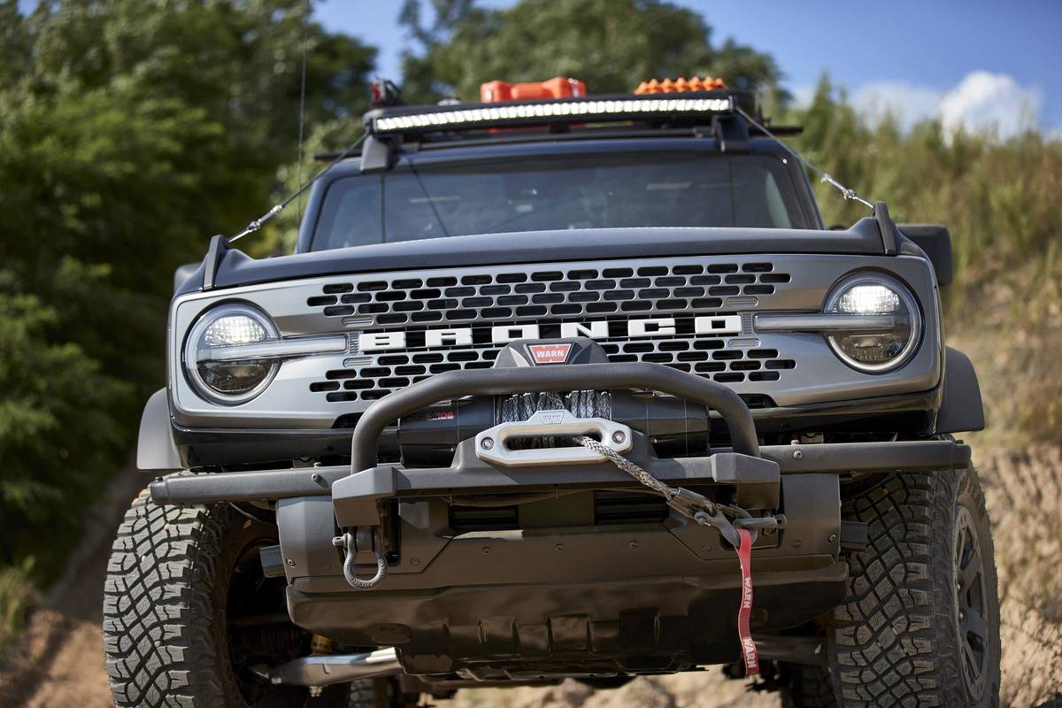 ФОТО: Ford Bronco вернулся и стал лучше, чем когда-либо (плюс скрытые функции)