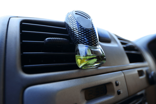 Глубокая очистка салона автомобиля: свежий салон – удовольствие от вождения!