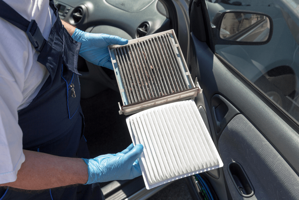 Для адекватного климат-контроля в автомобиле: Замена салонного фильтра своими руками!