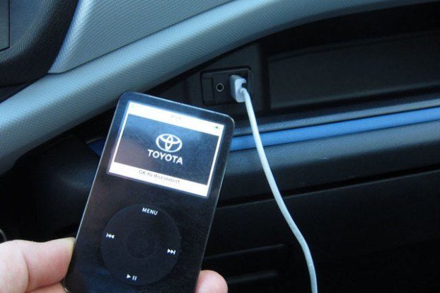 Kako koristiti iPod u Toyoti Prius