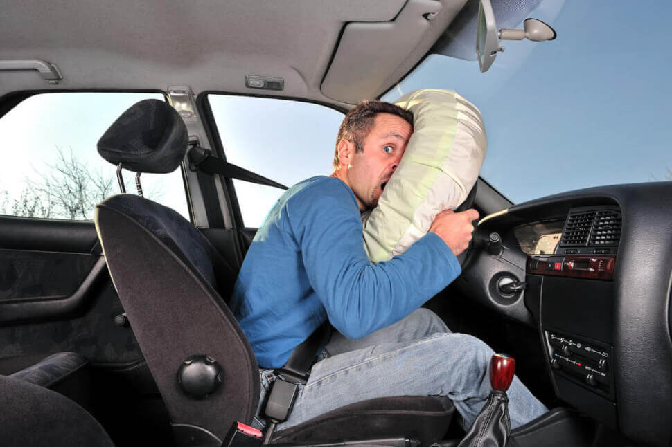 Как управлять автомобилем с подушкой безопасности