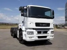 Какой привод у КамАЗ 65206?