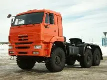 Какой привод у КамАЗ 65221?