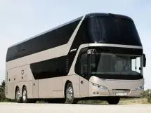 Какой привод у Neoplan Скайлайнер?