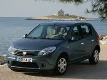 Объем багажника Дачия Sandero