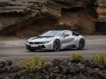 Разгон до 100 у BMW i8