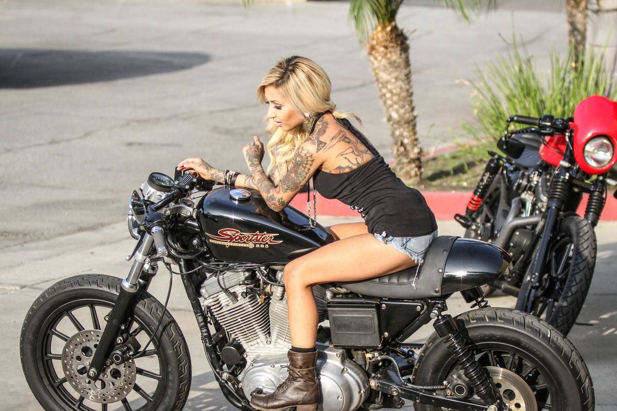 Самые крутые женские мотоклубы в мире