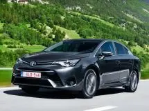 Сколько мест в Тойота Авенсис