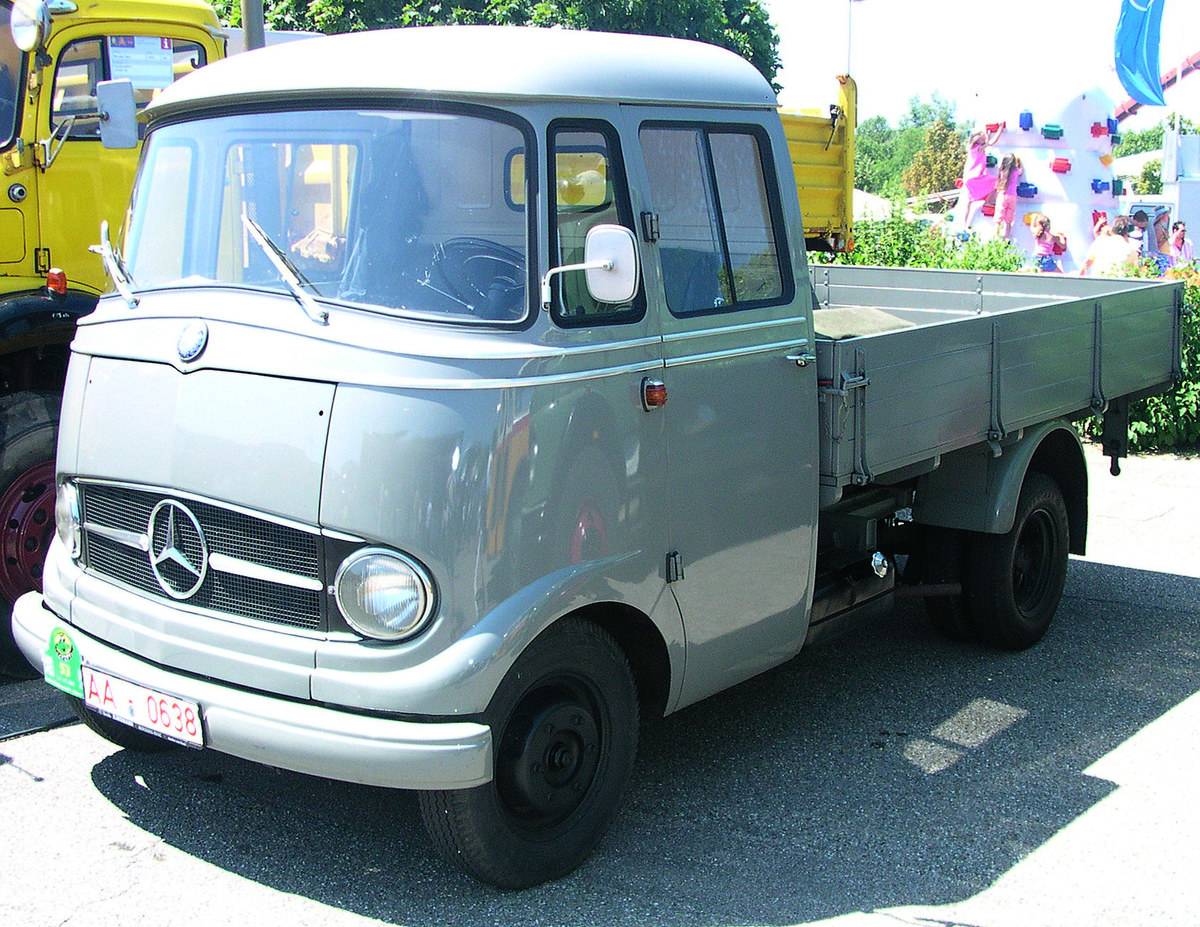 mercedes-benz l319