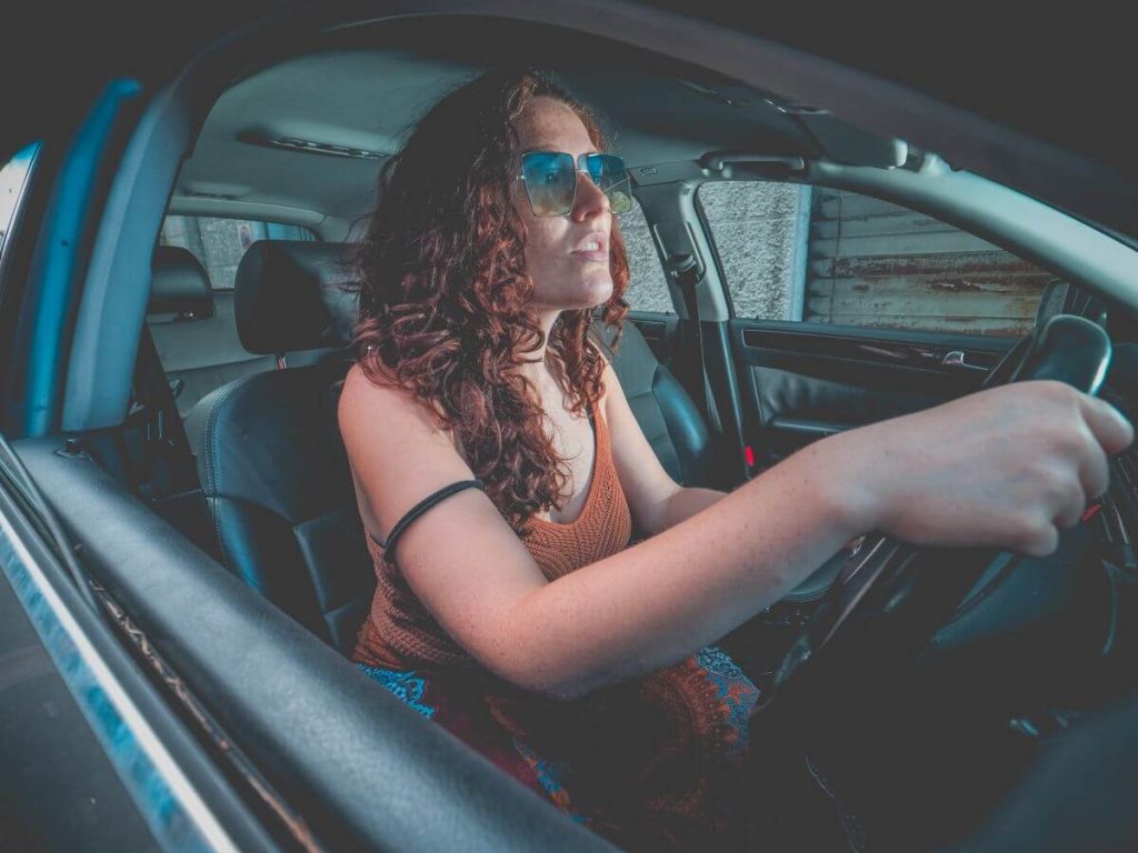 Водительские очки для вождения – как выбрать и на что обратить внимание? Какие солнцезащитные очки лучше?