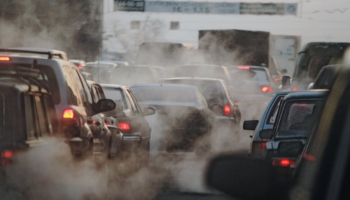 Emissões de veículos e poluição do ar