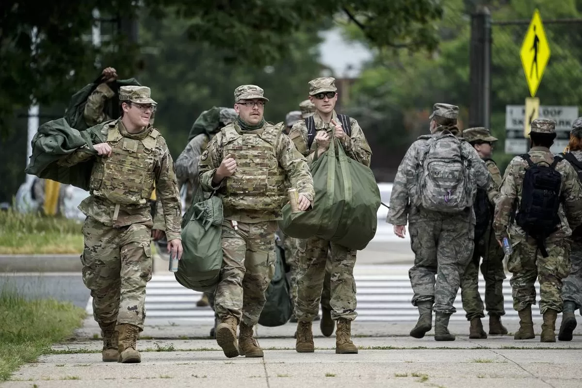 Заработная плата каждого ранга в вооруженных силах США