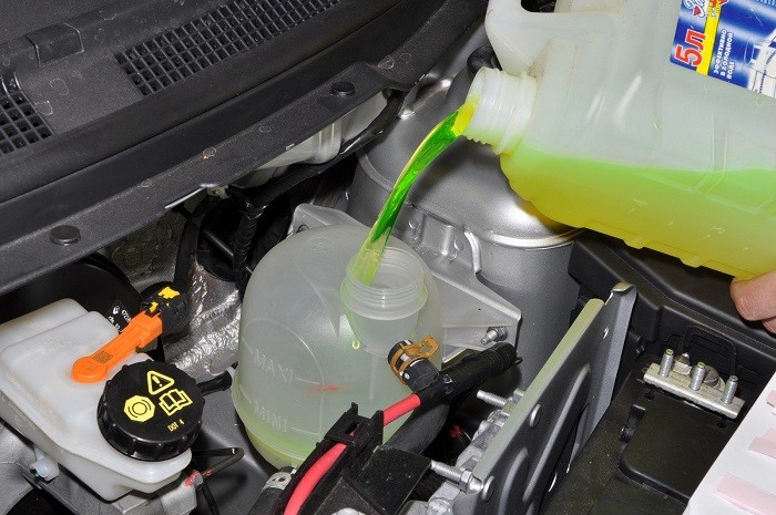 Повреждение двигателя автомобиля &#8211; Держите двигатель здоровым и подтянутым!
