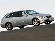 Сколько мест в Лексус ИС 200