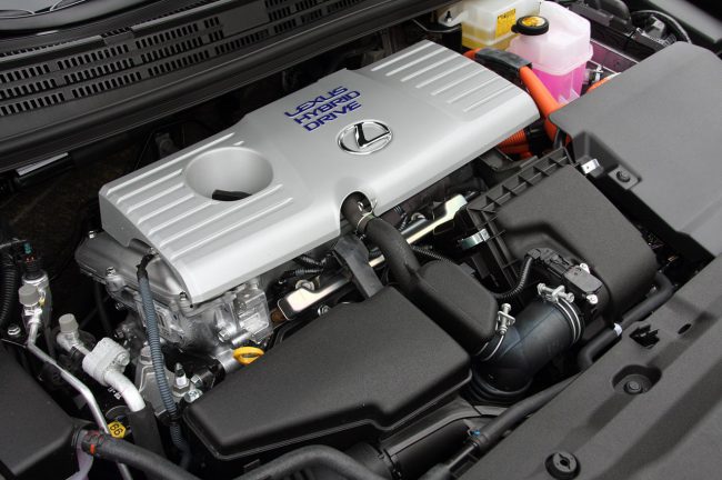 Двигатель Lexus CT200h