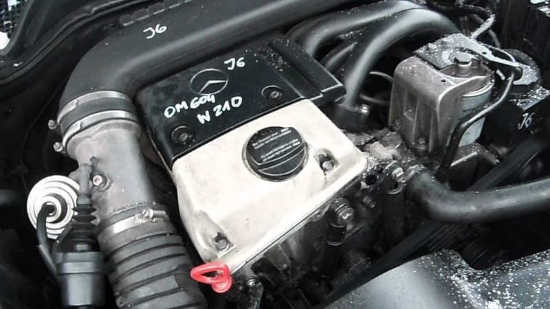 Mercedes-Benz OM604 motor