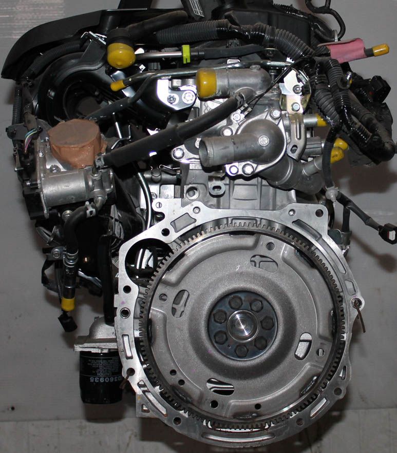 Двигатель Mitsubishi 4J10