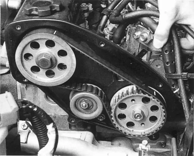 Двигатель Nissan cd17