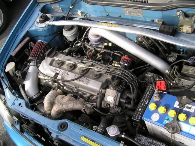 Двигатель Nissan cg13de